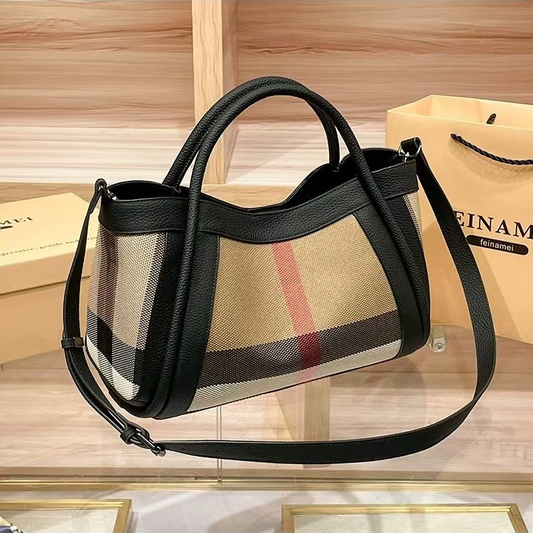 Luxury Hands-Free Designer Dia - Luxury Lifestyle For Women recension och pris