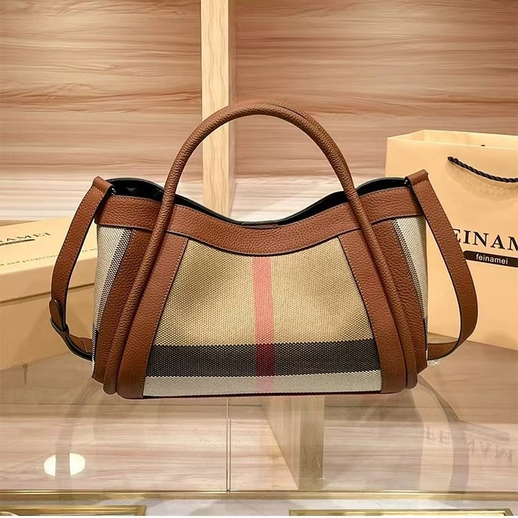 Luxury Hands-Free Designer Dia - Luxury Lifestyle For Women recension och pris